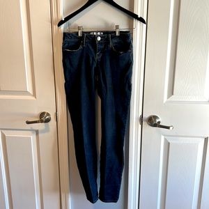 Blue, stretchy, Slinny jeans
